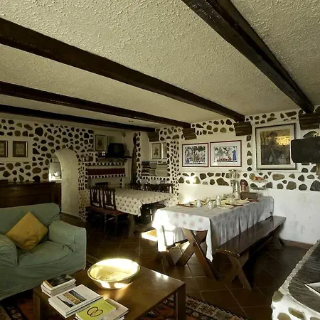 Charming In With Private Pool Apartment